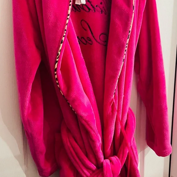 NWT Victoria Secret Pink Robe - Picture 5 of 5